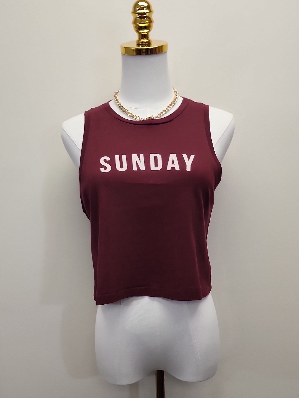 Forever 21 Sunday Graphic Crop Tank Top Maroon Sleeveless Size Small
